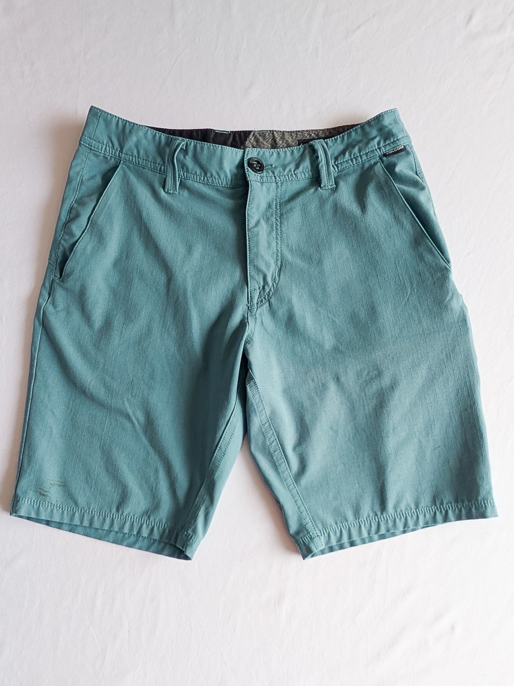 Volcom Men's Blue Solid Chino Skater Shorts Zip Logo Slash Pockets Sz 28 Cotton